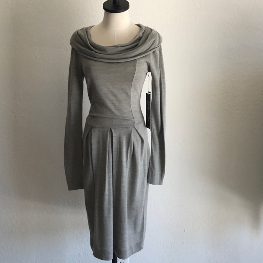 Hacci pleat dress